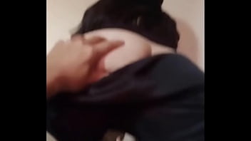 Preview 1 of 18years Xxx Bf Hd Hindi Porn - Es una pervertida chica de 18yo seduce a su hermanastro y se lo folla mientras no hay nadie en casa y los descubre su novia.