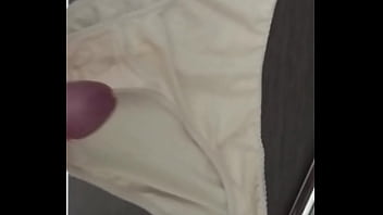 Preview 4 of Girl Eating Boy Balls - corrida en bragas de mi mujer 16 (cum in pants of my wife)