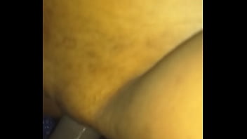 Preview 1 of Mom Catch Wetar - novinha de gemendo muito