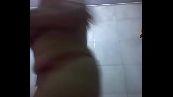 Preview 2 of Gardmom Boy 1 - Coroa safada de m.