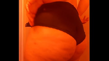 Preview 2 of Dubai Sex Videos - My big fat ass in lingerie