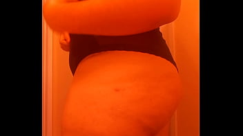 Preview 1 of Dubai Sex Videos - My big fat ass in lingerie