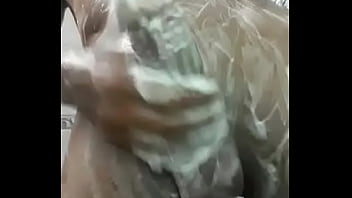 Preview 1 of Girls Washing Her Boobs And Ass - V&iacute_deo de verificaci&oacute_n