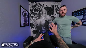 Preview 1 of Supar Xvideo - VRB Gay: Sexy Tattoo Master Sucks and Rides You Bareback as His Client | HD Porn