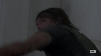 Preview 4 of Owk Mistresses Having Fun - The Walking d. 9x13 - LEGENDADO PT-BR (HD)