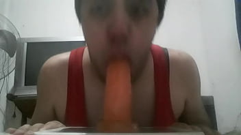 Preview 3 of Hd Pornup - Chupando el juguete de mami 7