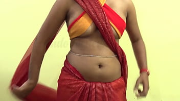 Preview 3 of Byg Sexx - Retro Style Saree Wearing Just For Fashion Show