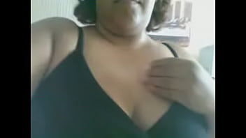 Preview 3 of Two Man Cooking One Girls Boob - Me muestra lo que se carga