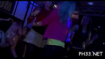 Preview 3 of Dr As Xxx - Tons of golden-haired ladies engulfing dicks