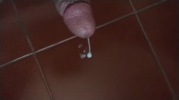 Preview 3 of Hit Face - jugando solo