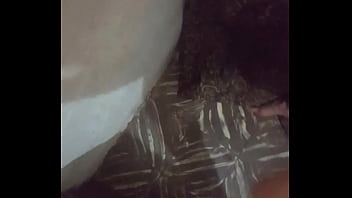 Preview 2 of Swingers Amazing Surprise - Joven se Masturba desde su Movil