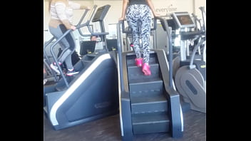 Preview 1 of Girlfriend Xxx Xxnx - Sexy big ass in the gym