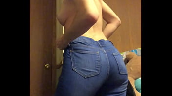Preview 4 of Sexhindixex - phat ass whore styling mom jeans