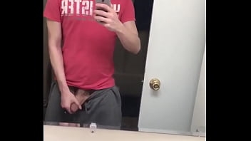 Preview 2 of Fucking Grand Ma - Chico en el espejo