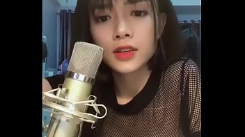Preview 3 of Live Teasing - Phương Kẹo 01