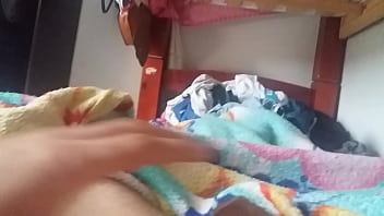 Preview 2 of Saxy Falme 4gp - Novinho batendo punheta gostoso