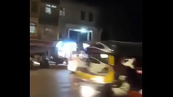 Preview 4 of Xxx Video Shiday - Fakeauto couple blowjob in Mumbai autorickshaw part 2