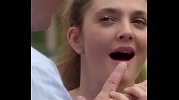 Preview 4 of Sanny Leone Saxi Hot - ఈ 6 చోట్ల ముడుపేడితే ఆ స్త్రీ జన్మలో మిమ్మల్ని మారిపోలే
