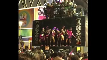 Preview 1 of Jordi Anti Mom - Carnaval em Salvador