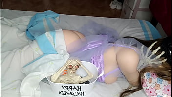 Preview 1 of Carmen Electra Xxx Sex - Halloween night of hot sex with a cute blonde with a perfect body. After the party the YOUNG GIRL enjoys her FIRST ANAL SEX. BIG ASS AND BIG TITS. HUGE COCK BBC CUMS hot cum in her tight pink pussy. CUMSHOT (19 years old)