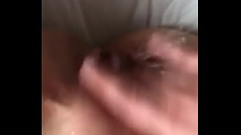 Preview 2 of Saggy Tors - Novinha Gozando Squirt