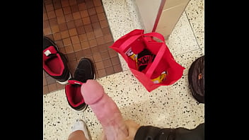 Preview 4 of Gill Hd - Verification video