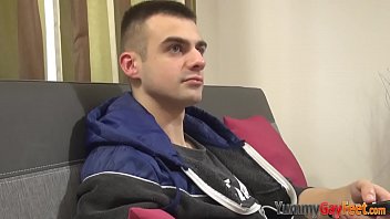 Preview 1 of Sex Bclk - Feet licking twink jizzed