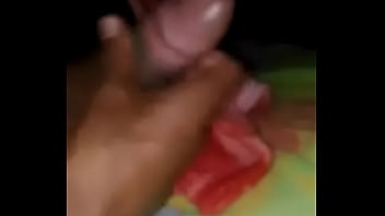 Preview 1 of Columbian Porn - Batendo punheta bla bla bate sua siririxa ai