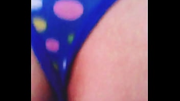 Preview 4 of Nude Family Xvideos - Con mi amiga con ropita puesta