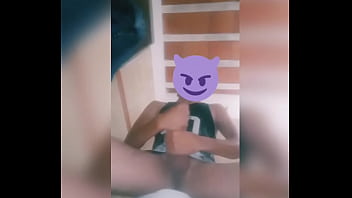 Preview 2 of 18 And Abuced - No hay nada que hacer entonces me masturbo un rato
