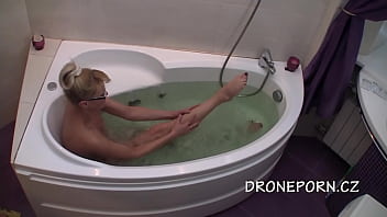 Preview 2 of Alure Jenson Xlxx Video Download - Blonde MILF in the bath - Spy cam