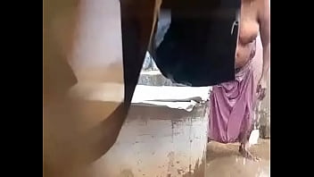 Preview 3 of Reaiity King - Tamil aunty big boobs bathing