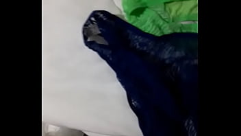 Preview 3 of Good Bbw Sex - Pajota en las pantaletas de mama