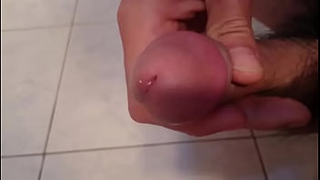 Preview 4 of Kashmire Porncome - T&igrave_m bạn t&igrave_nh H&agrave_ Nội