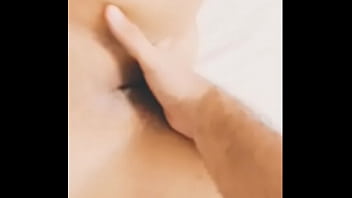Preview 2 of Sexx Brezzers Girls Video - Pareja colombianos squirt