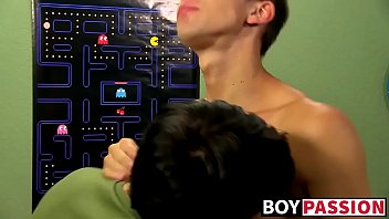 Preview 1 of Bhabgbala Infian - Cock riding twink makes his boyfriend very happy