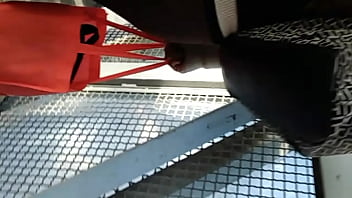Preview 3 of Ebony Wehs - Se&ntilde_ora culona rumbo al trabajo
