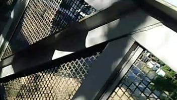Preview 1 of Ebony Wehs - Se&ntilde_ora culona rumbo al trabajo