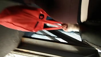 Preview 4 of Ebony Wehs - Se&ntilde_ora culona rumbo al trabajo