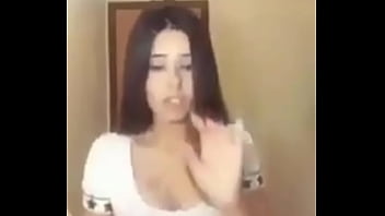 Preview 2 of Bangla Villag Sex Video Download - Novinha revoltada com a Cube quebra o silencio