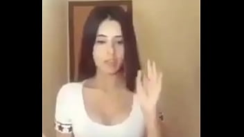 Preview 1 of Bangla Villag Sex Video Download - Novinha revoltada com a Cube quebra o silencio