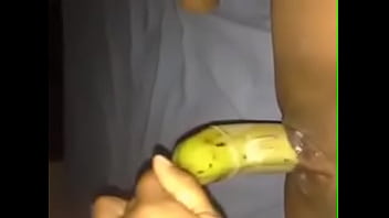 Preview 4 of Sophie Leone Video - mi amiga con la banana