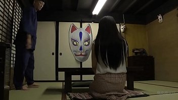 Preview 3 of Naked Lifted Pussy Shown - Japanse meisjes slaan kont voor genezing