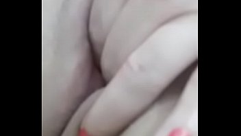 Preview 1 of Ballabazz - Amiga se masturba delicioso en el trabajo