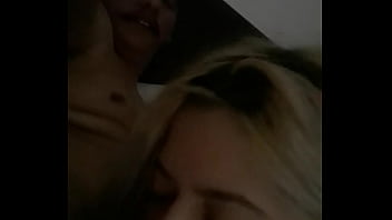 Preview 4 of Young Man Sex Hot - Pamela Pantera da aquela chupada na espada do Samuray Farias