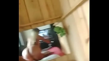Preview 2 of Russian Stepmother And Step Son - Coroa putinha se exibindo