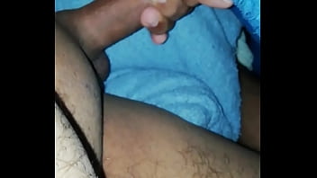 Preview 1 of Hinde Xxx Romash - Sac&aacute_ndome leche