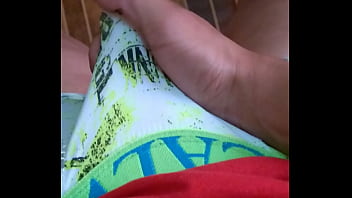 Preview 2 of Bahamas Teen Fucking - Alisando a vara