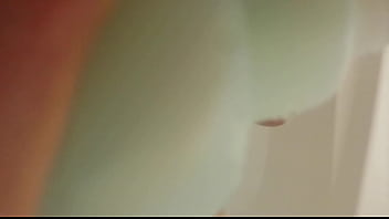Preview 1 of Lover Fuck - RAGAZZO ITALIANO SI SEGA SOTTO LA DOCCIA