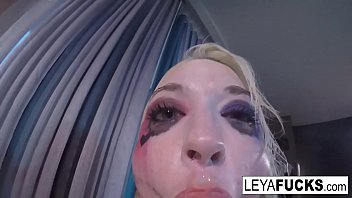 Preview 4 of Gorila Sex Gadis - Leya Falcon uses the tub shower head on her ass
